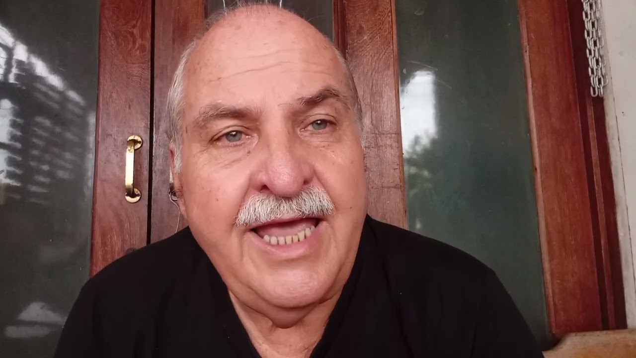 Deus Poderoso. Inigualável 