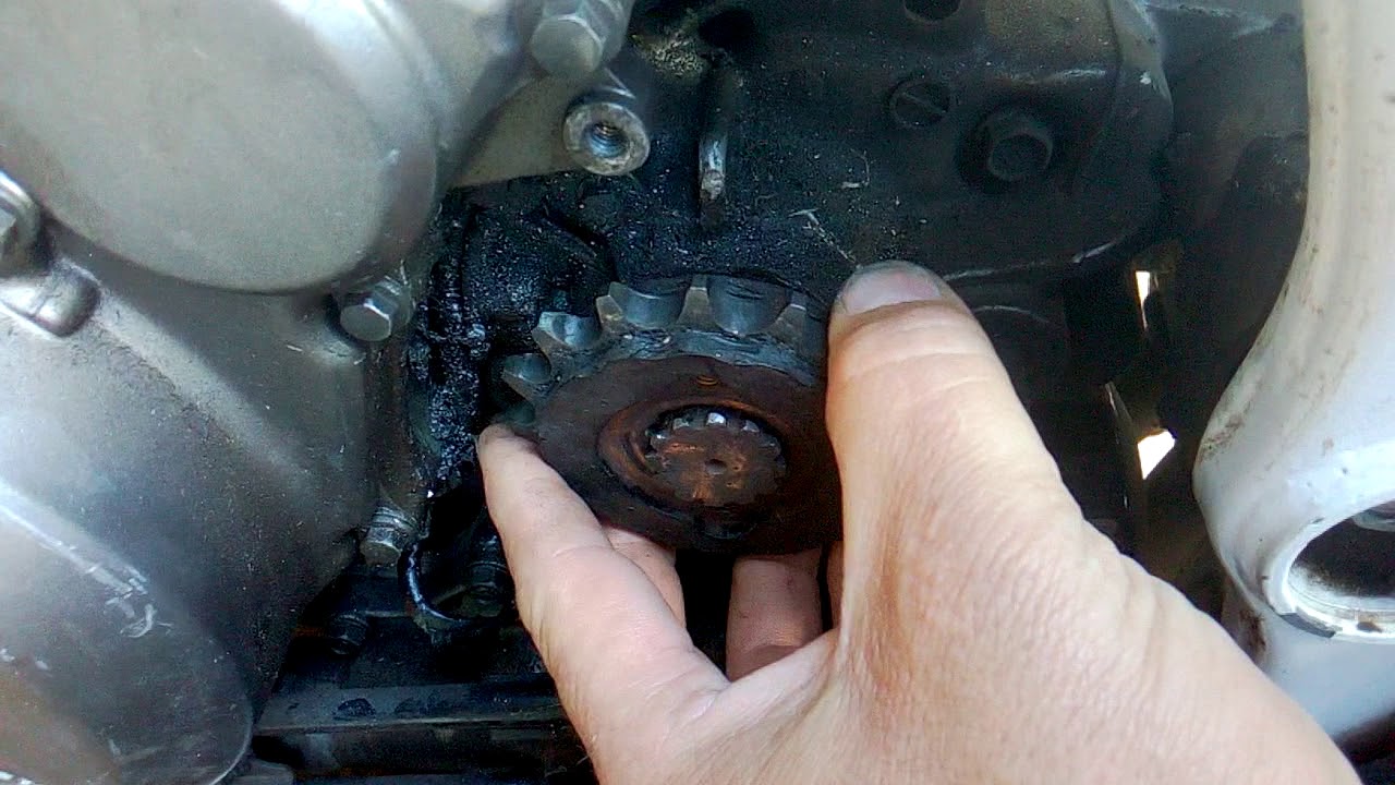 Motorcycle sprocket and sideshaft splines