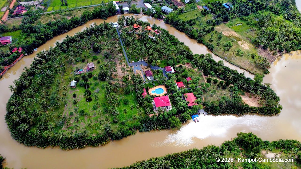 Queen Island Kampot.  Resort on a Kampot River Tributary.