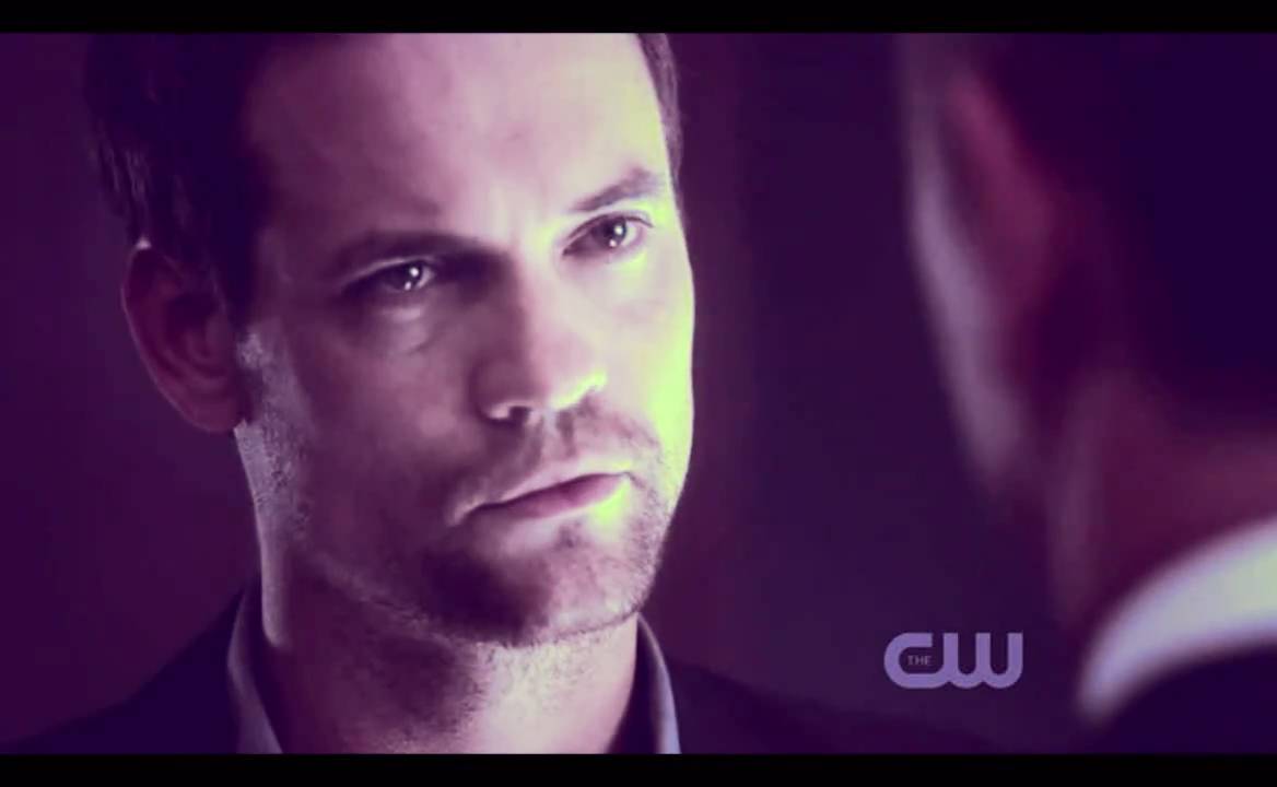 Michael/Alex(Nikita)-Shattered