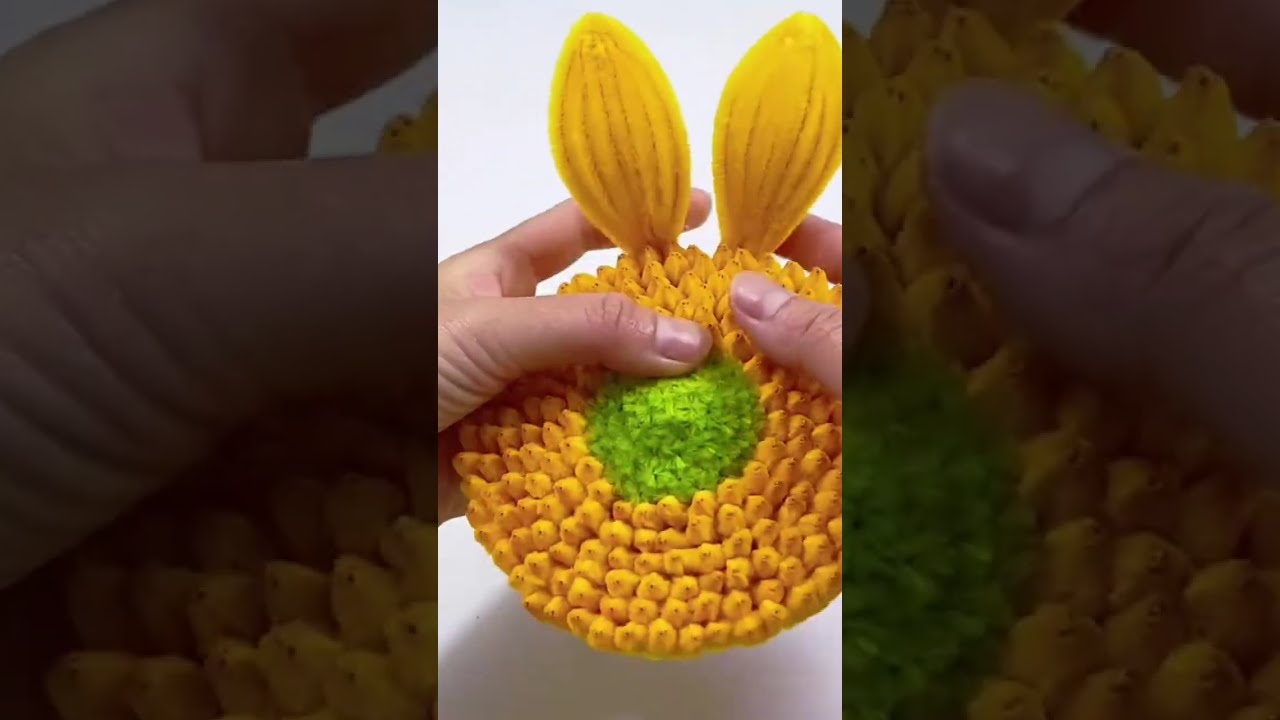 DIY pipe cleaner sunflowers #handmadegifts #flowers #gift #craft #diyproject #diycrafts #handmade