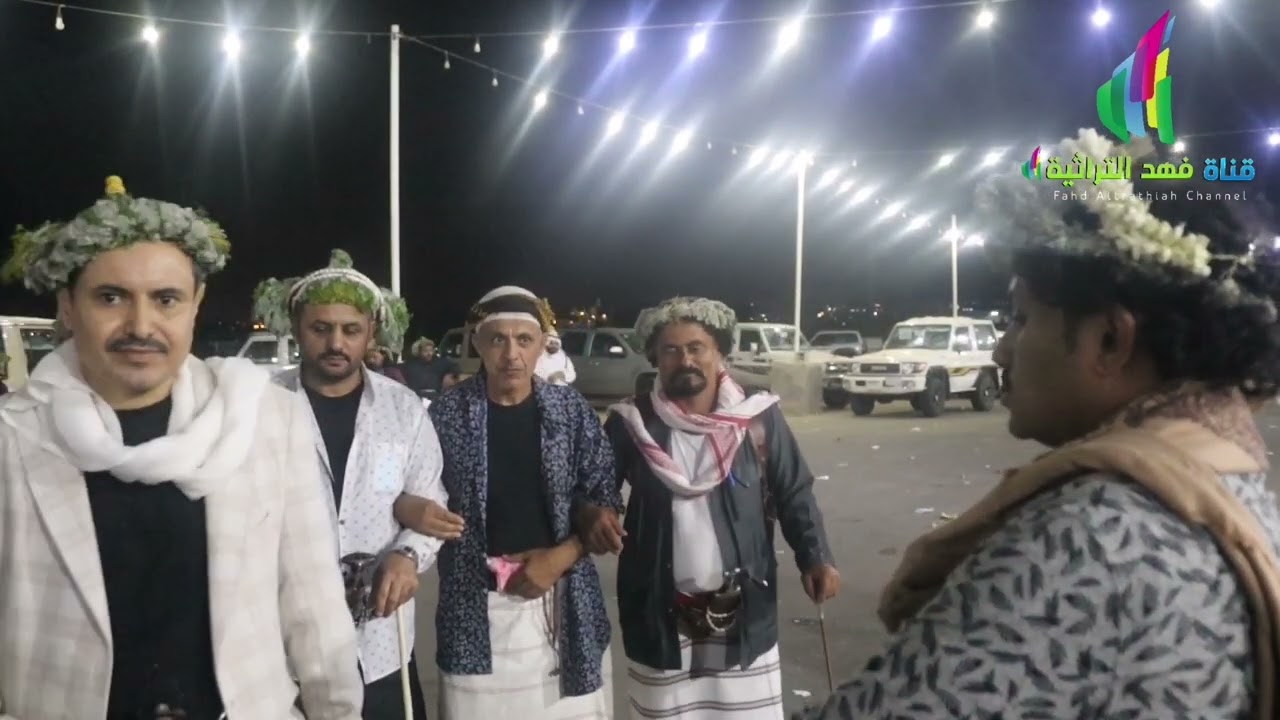 ملعب يجمع ثلاثه شعار كبار مسعود الهتمي وحسن البكاري ومحمد سالم الودعاني
