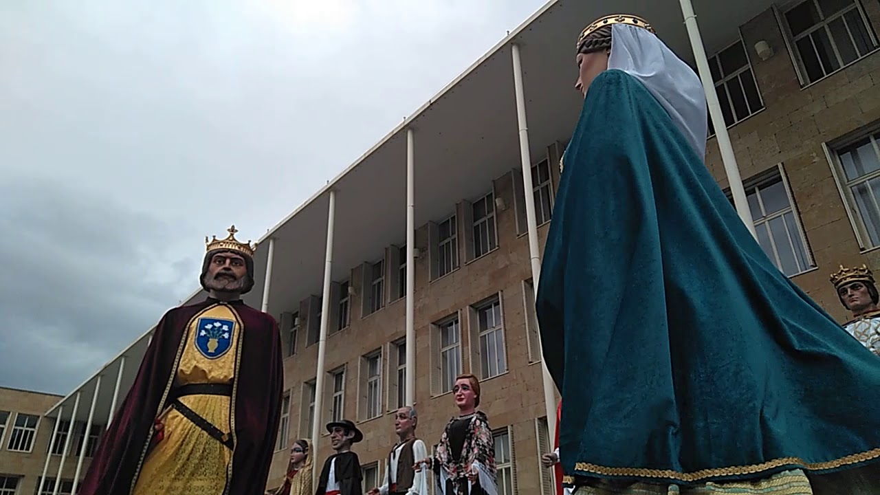 Gigantes de San Ansensio vals en Logroño 9 6 2018