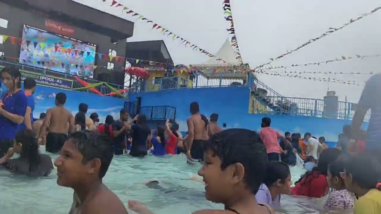World of Wonder Water Park Noida Sec-18, 12th Aug and 50% off on Ticket! Unlimited Rides 