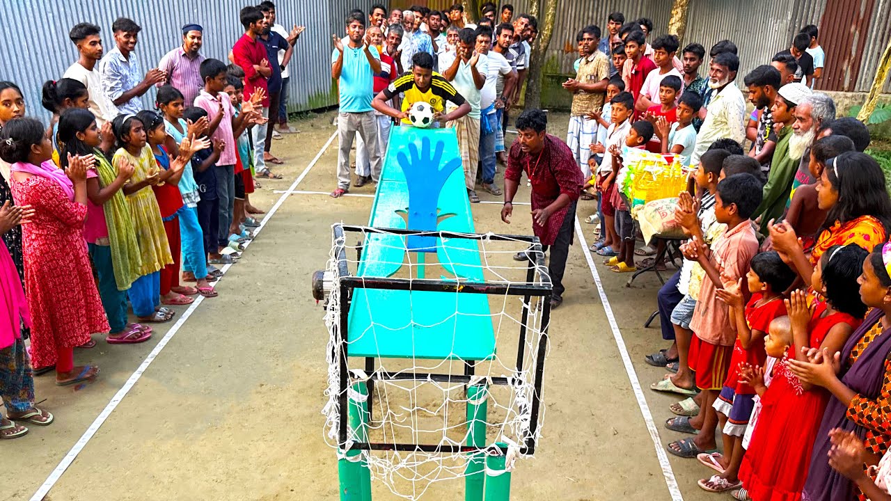 বুদ্ধি ও নিশানার চ্যালেঞ্জ! ঘুড়ন্ত হাতের বাঁধা পার করে বল রিসিভারে ফেললেই রয়েছে আকর্ষনীয় পুরস্কার!