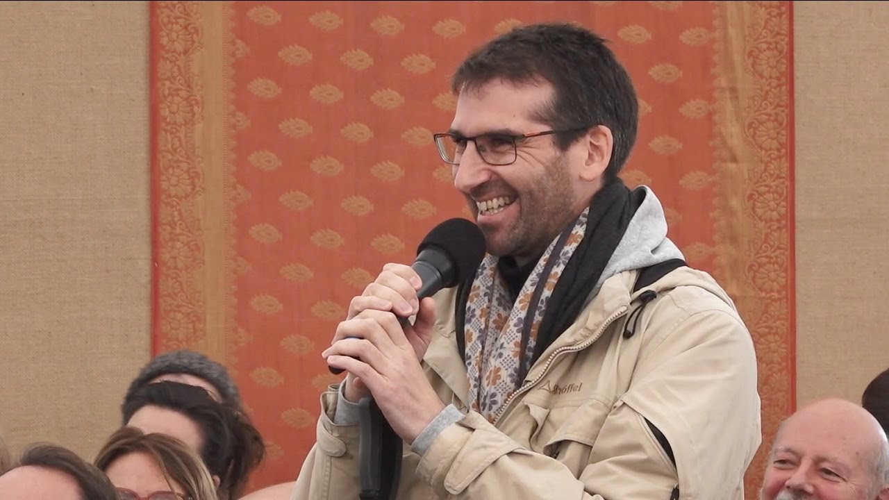 Tu ne peux pas le faire avec le mental, et sans le mental il n'y a pas besoin de le « faire »