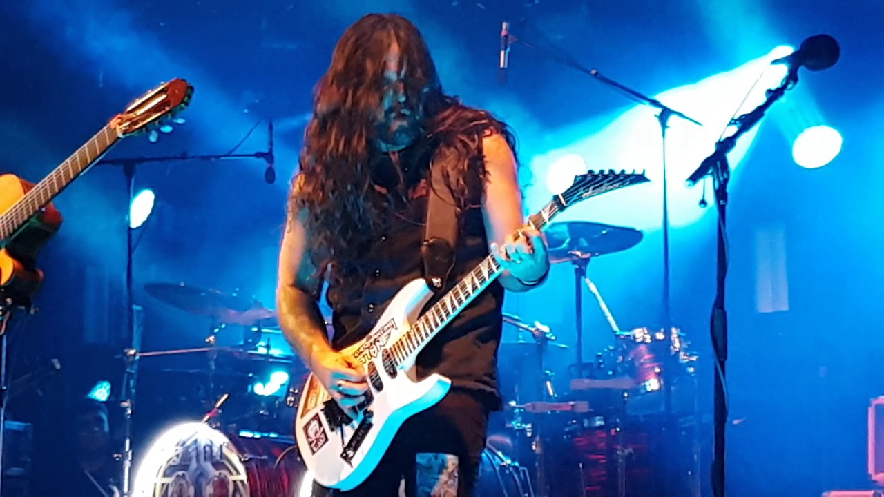 Sepultura - Iceberg dances live at Antwerp Metal Fest 2017