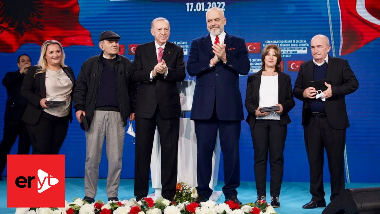 Kryeministri Edi Rama - Laç, në lagjen e rilindur pas tërmetit, me Presidentin Erdoğan