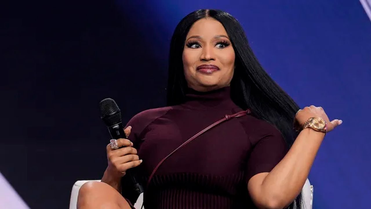 nicki minaj is full blown MAGA now and it's weird