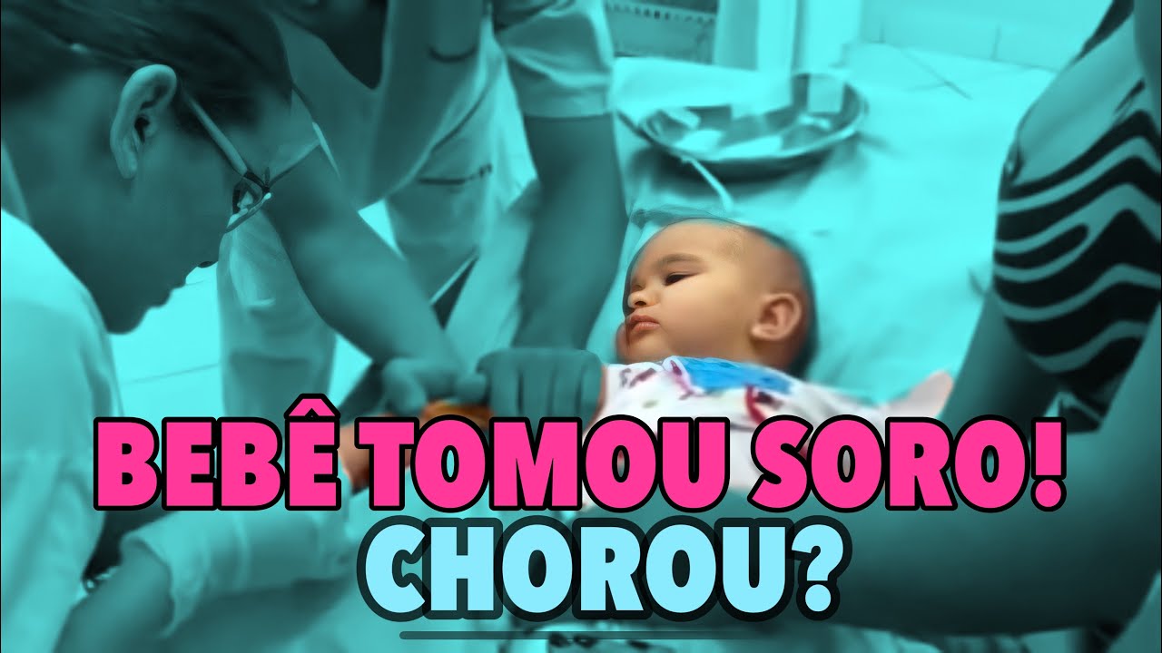 Bebê tomando soro