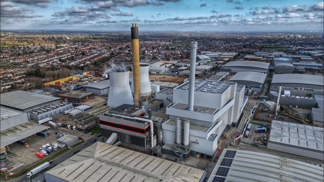 The Ever Expanding Slough Trading Estate - December 2023 - DJI Mini 3 pro - 4K