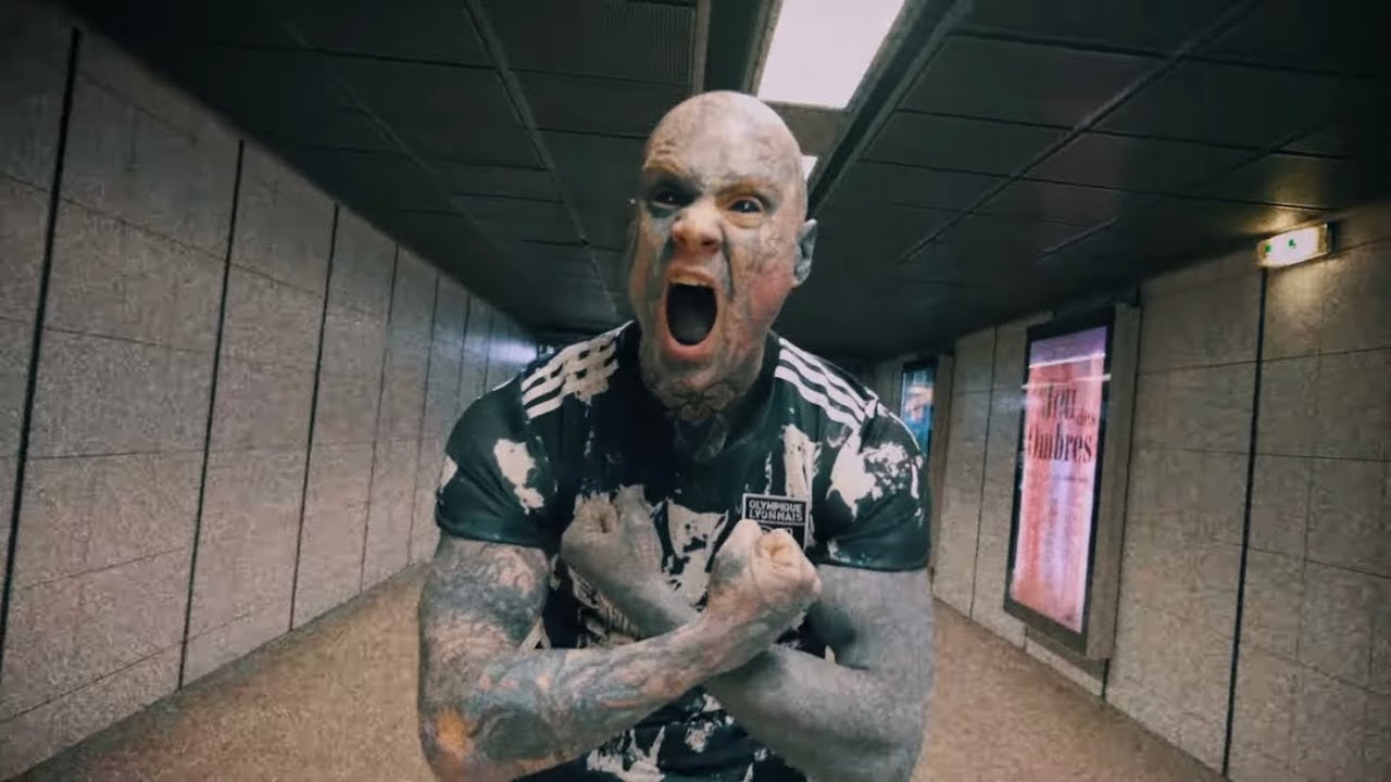 CEZ feat M4vss - Dinguerie (w/ Freaky Hoody)