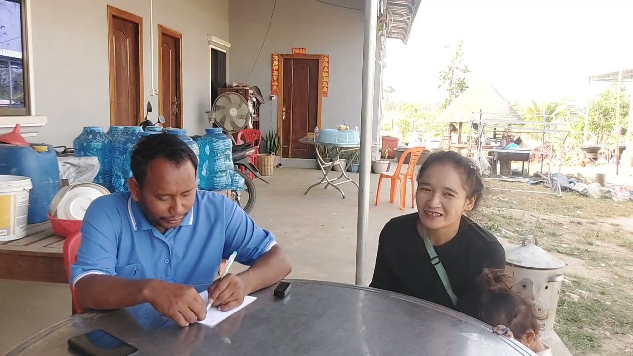 បងនីស្រីស្រស់មកដល់កន្លែងដោយផ្ទាល់ព្រោះជីវភាពខ្វះខាតមុខក្រោយ