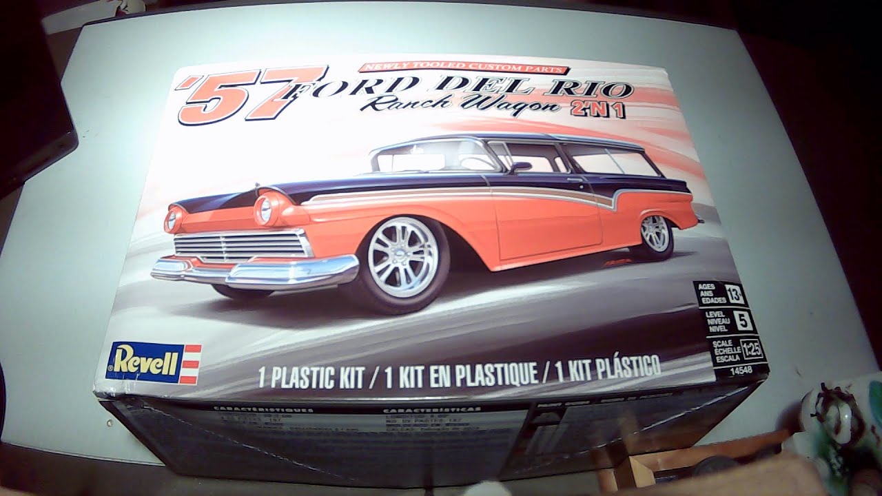 Revell 1:25 scale 1957 Ford Del Rio Ranch Wagon Unboxing, Review and Rating.