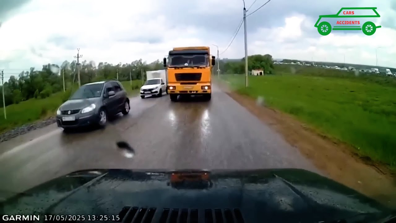 Dangerous situations and accidents when overtaking #5   || Cars Accidents