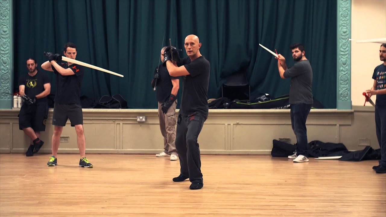 Medieval Longsword Cut 2 from Posta di fenestra