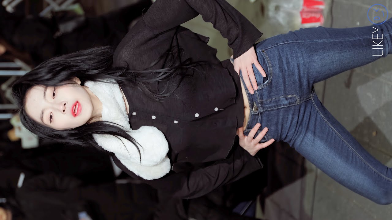 191206 클락 서영 Clock Sally #04 ICY @홍대버스킹 4K 60P 직캠 by LIKEY