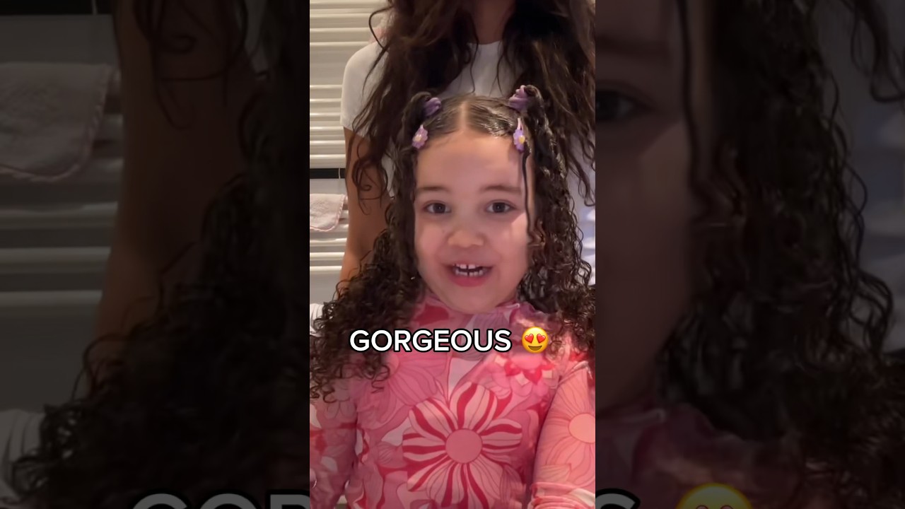 ПЕРВАЯ ДИСКОТЕКА АЛИИ!!🪩✨🥹❤️ #школьнаядискотека #зеркальныехроники #дискотека #взросление