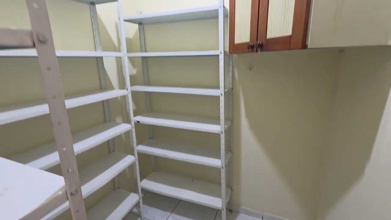 Freguesia Jacarepaguá,  casa para locação, R. Edvaldo Bittencourt Melo. Tratar 21-99986-6181 Airton 