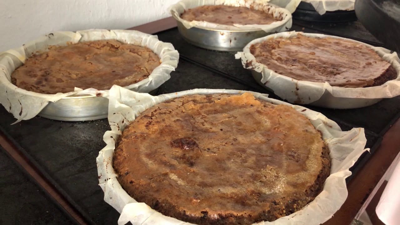 Coca, un dulce tradicional de Isla Cristina