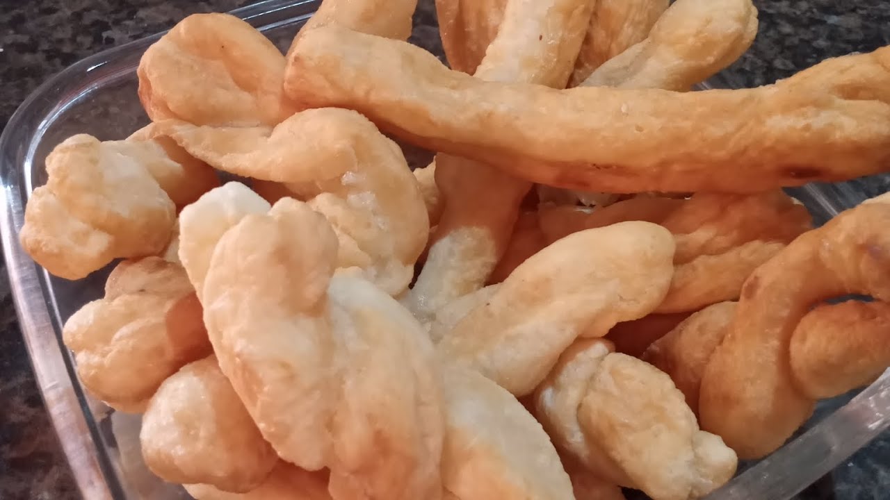 COMO FAZER BOLO FRITO DE FÉCULA DE MANDIOCA. É UMA DELÍCIA 😋