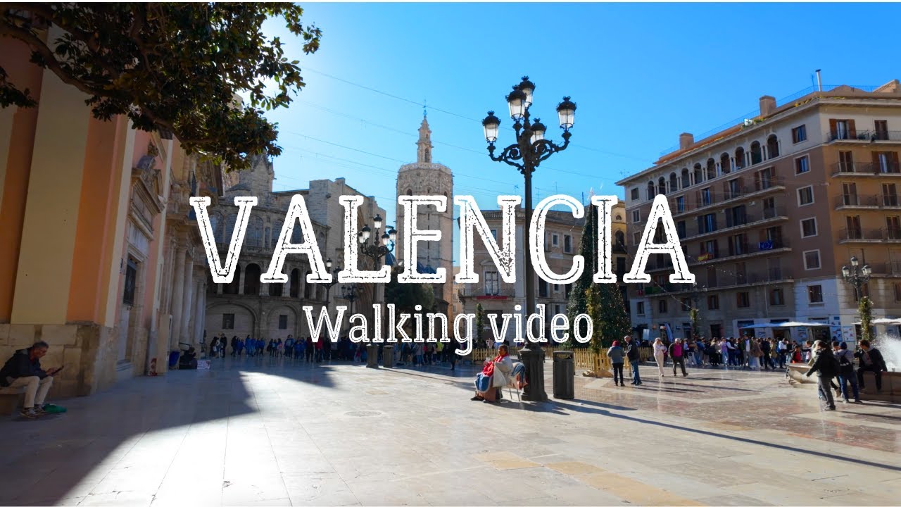 4K Walking in Valencia, Spain / Old city center in December 2023 Feliz Navidad