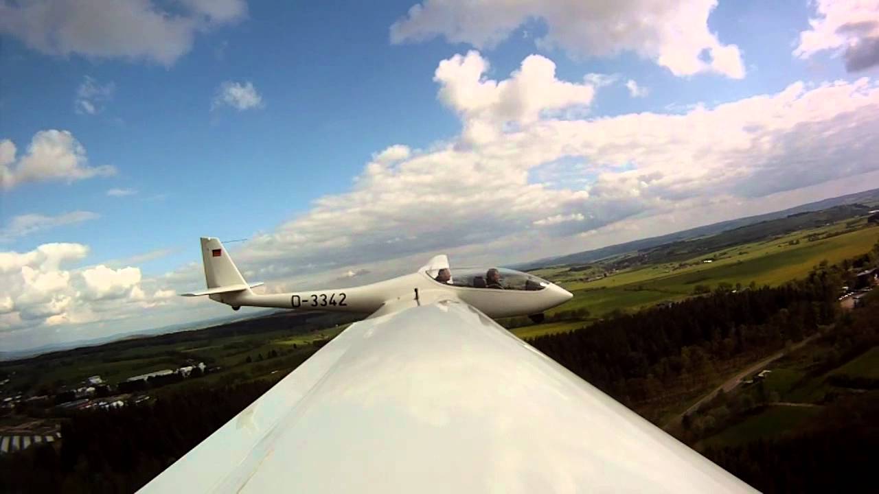 Akaflieg Köln: Ein Segelflugtag auf der Dahlemer Binz - Flugbetrieb - Windenstarts - Ausbildung