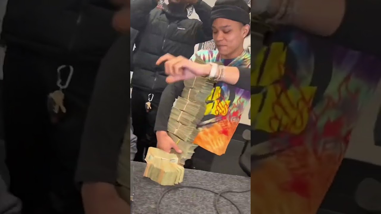 Rapper Bankroll Tink Unapologetically Flexes $100,000 Stack!