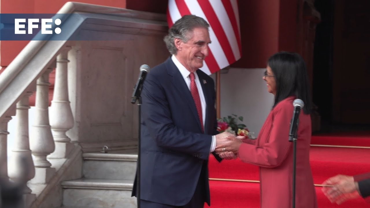 Delcy Rodríguez y Doug Burgum se reúnen para hablar sobre los flujos de inversiones en Venezuela