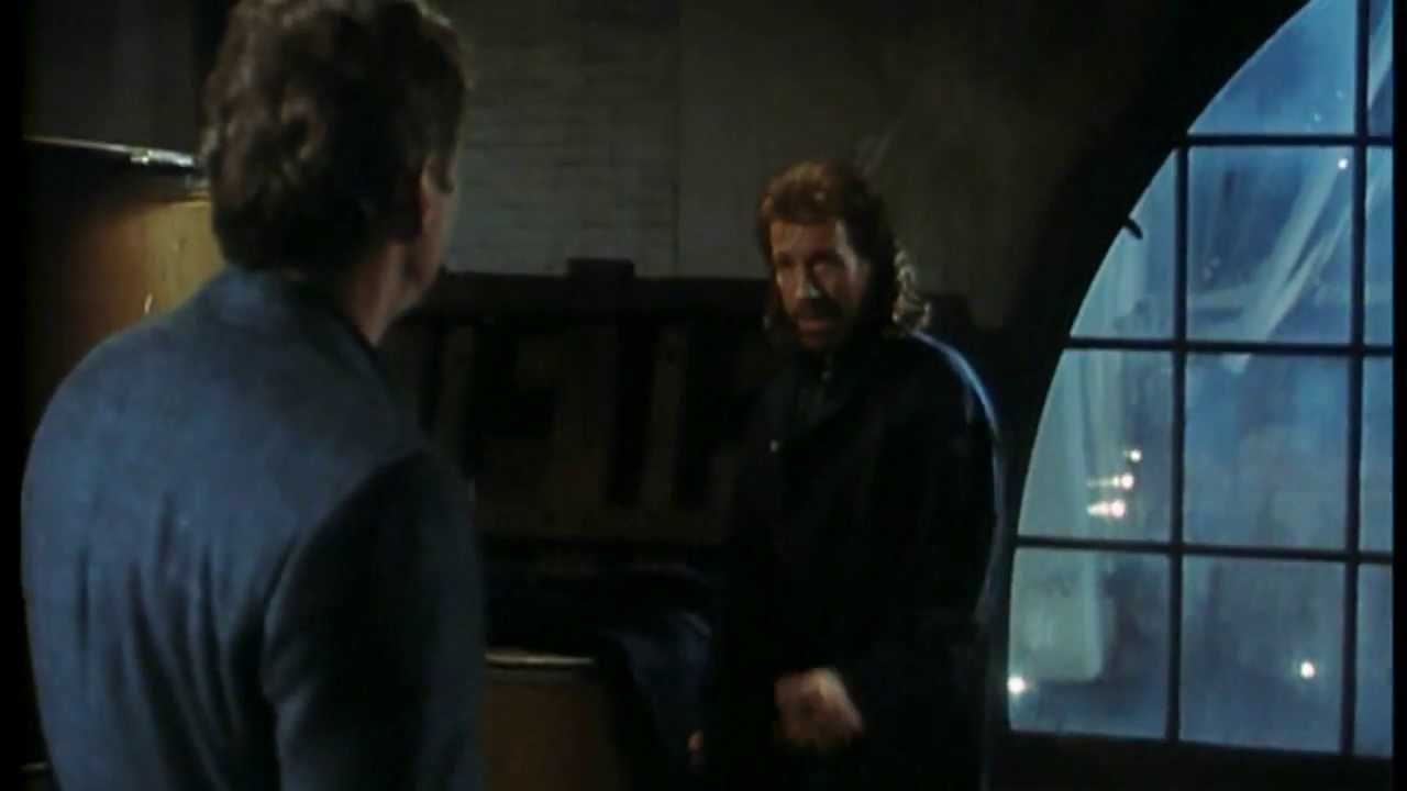 Chuck Norris Fight Scene Hitman (german)