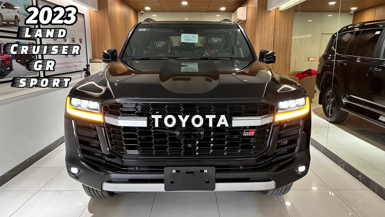 2023 Toyota Land Cruiser GR Sport Black | Exterior and Interior Walkaround
