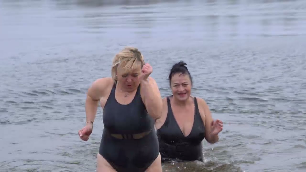 POLAR PLUNGE at Urban Beach - Watch Their Reactions!