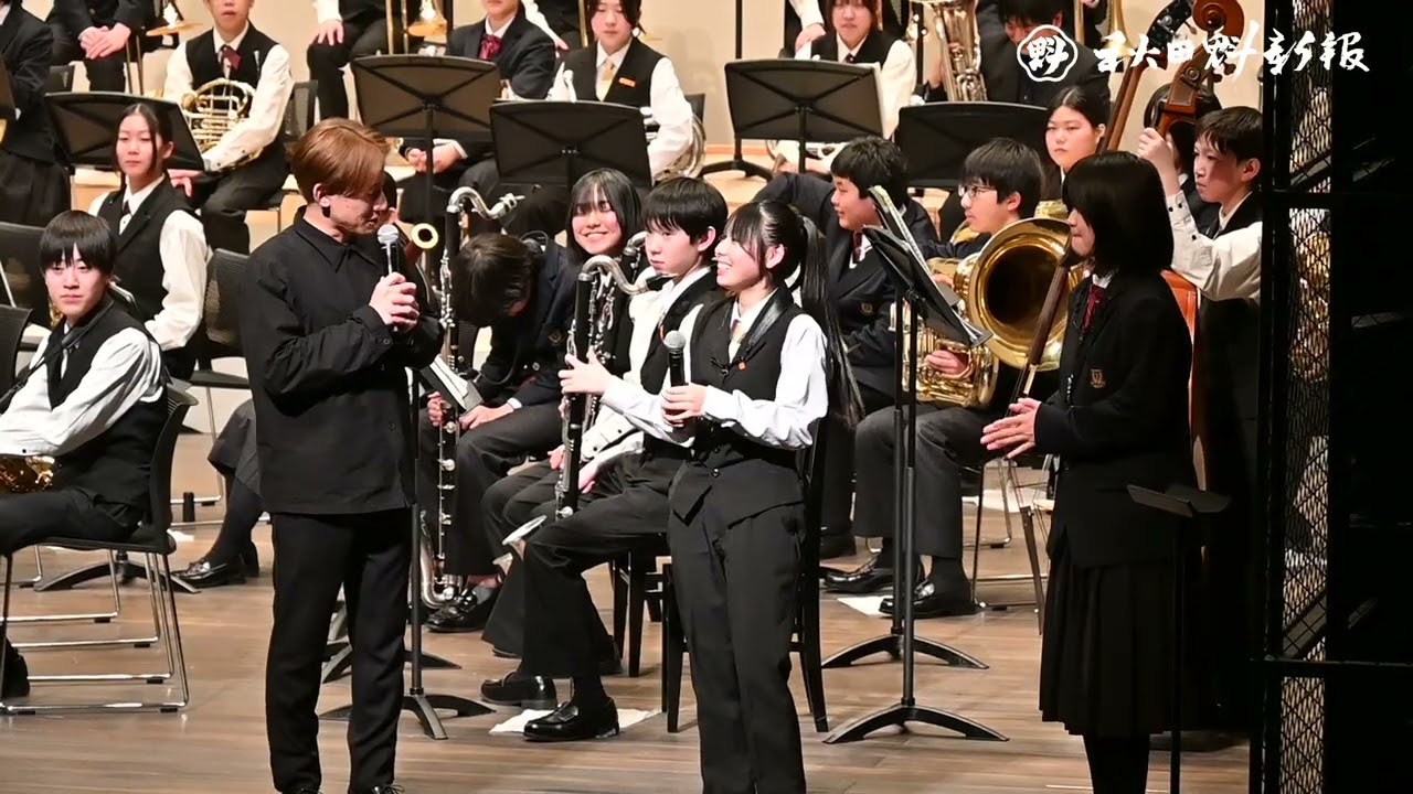 サックス奏者・上野耕平、秋田市内３中学校の８０人と共演！　ミルハスに豊かな音色響かせる