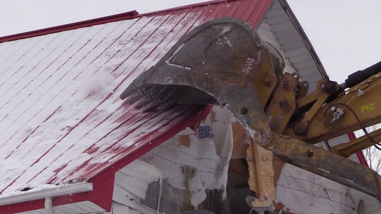 Niagara Falls Hells Angels Clubhouse Demolished
