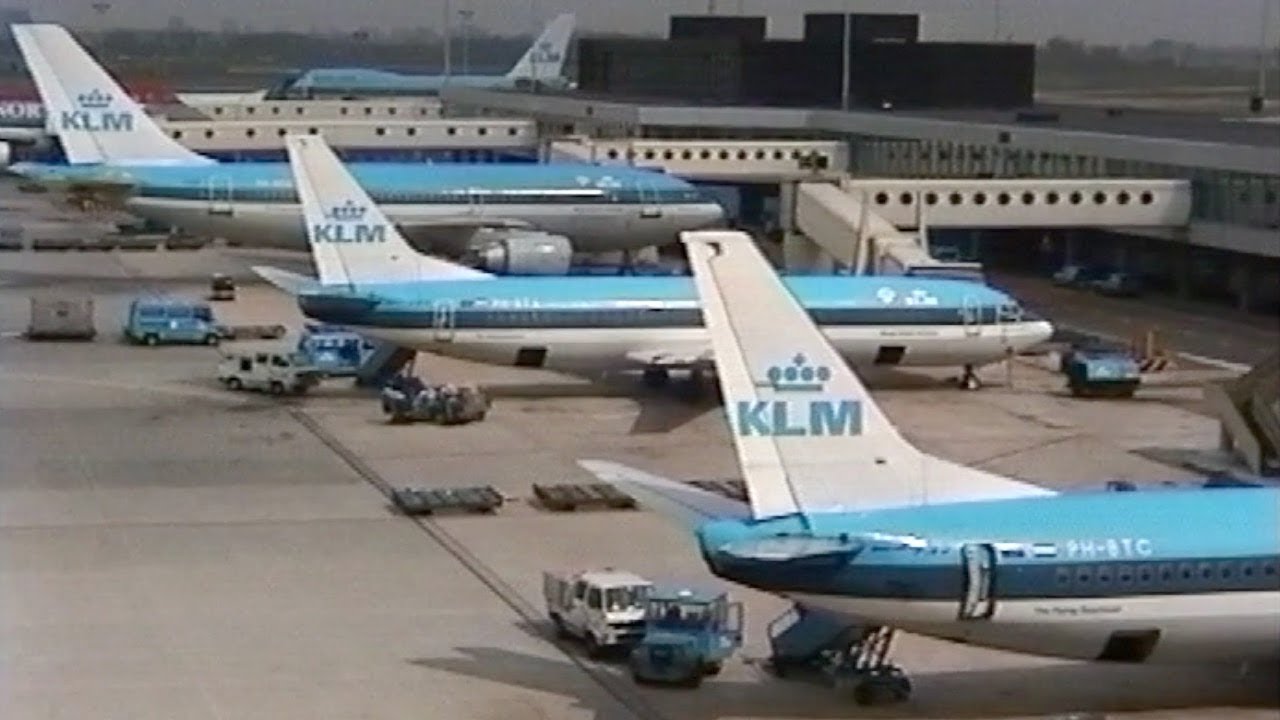 Amsterdam Schiphol Airport plane spotting in 1995