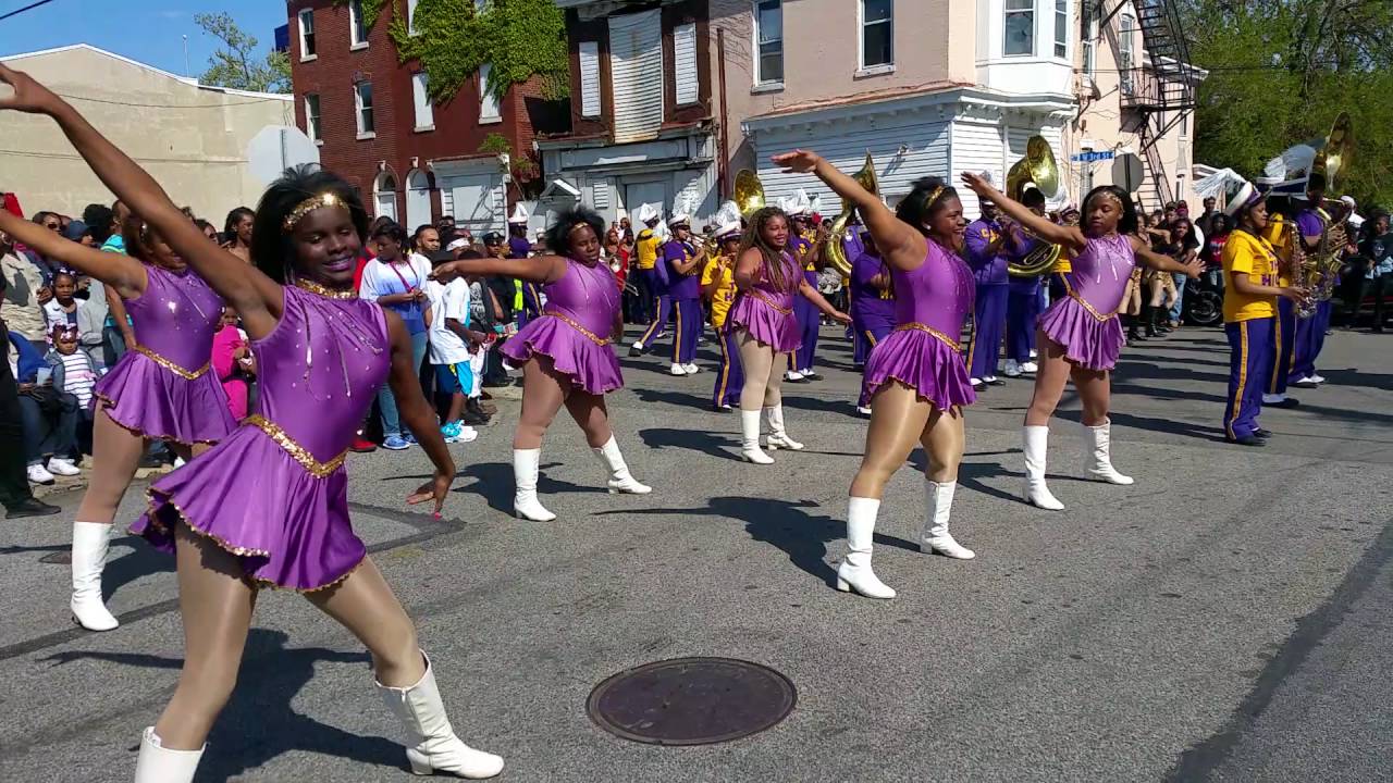 CHS Band @ Chester Mothers Day Parade (2016)
