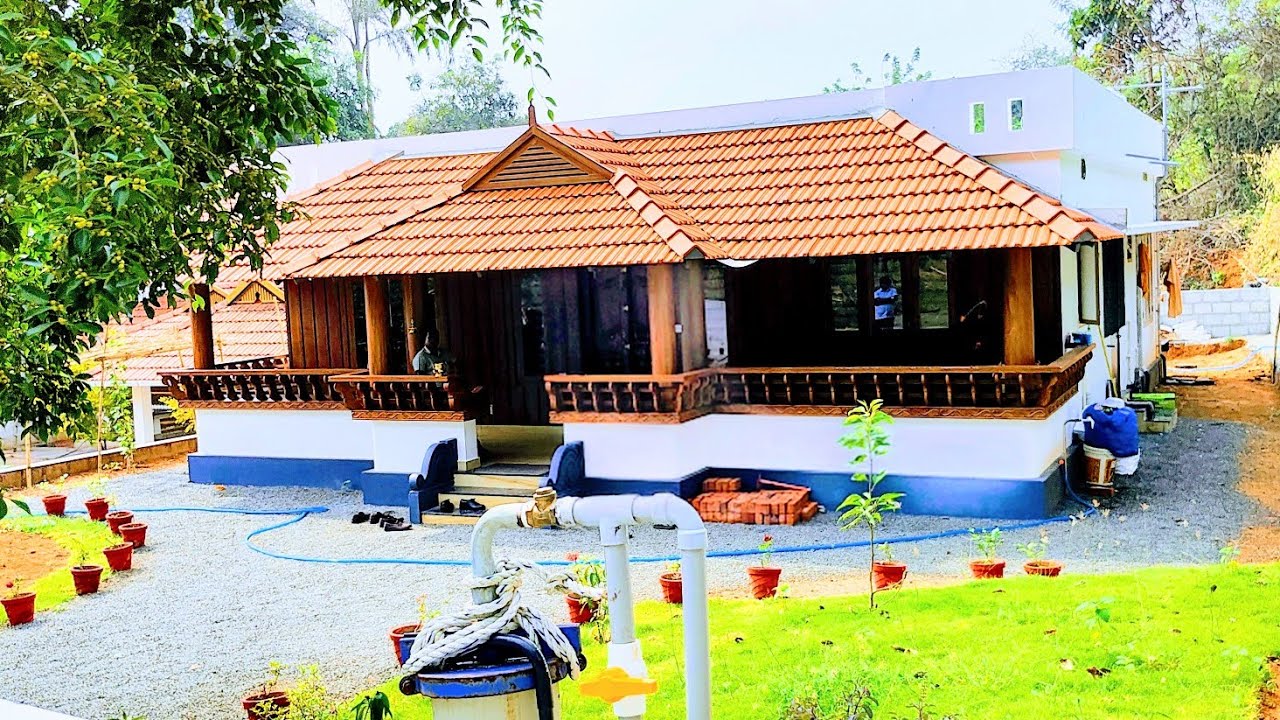 ഷൊർണുരിൽ traditional മോഡൽ 10 സെനറ്റ്  1350 sqft തറവാട് ന്യൂ മോഡൽ പുതിയ വീട് വില്പനക്ക് .