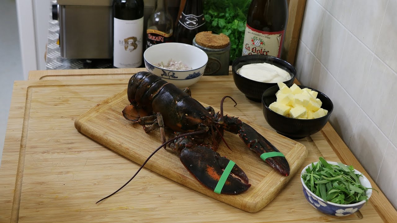 Homard grillé au beurre blanc à l'estragon