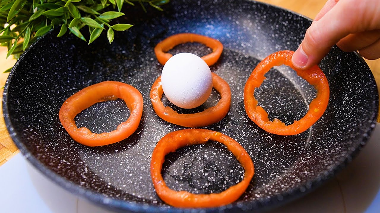 У тебя есть помидор и яйцо? Простой рецепт вкусного и быстрого завтрака!