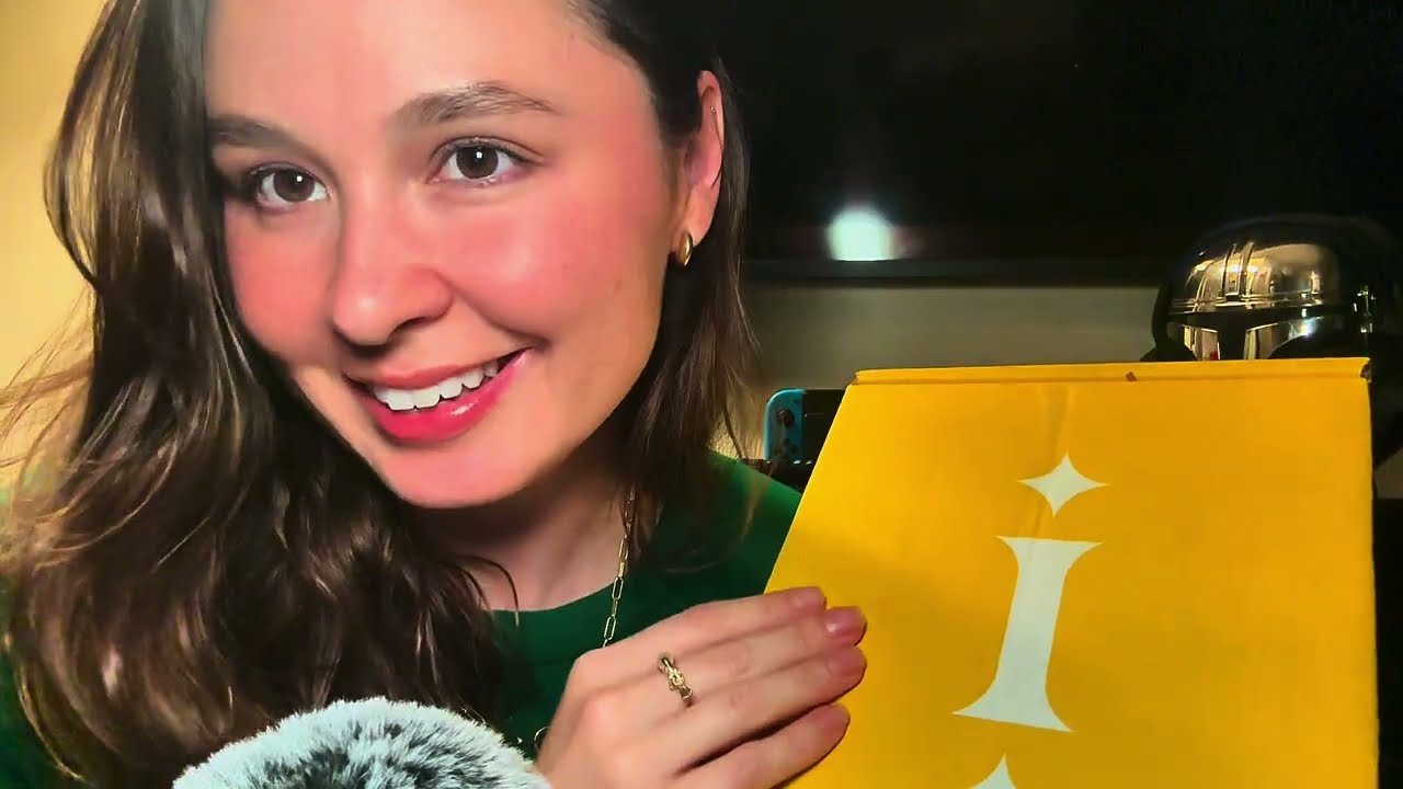 ASMR Unboxing Illumicrate's Enchanting Book Subscription ✨📚🤓