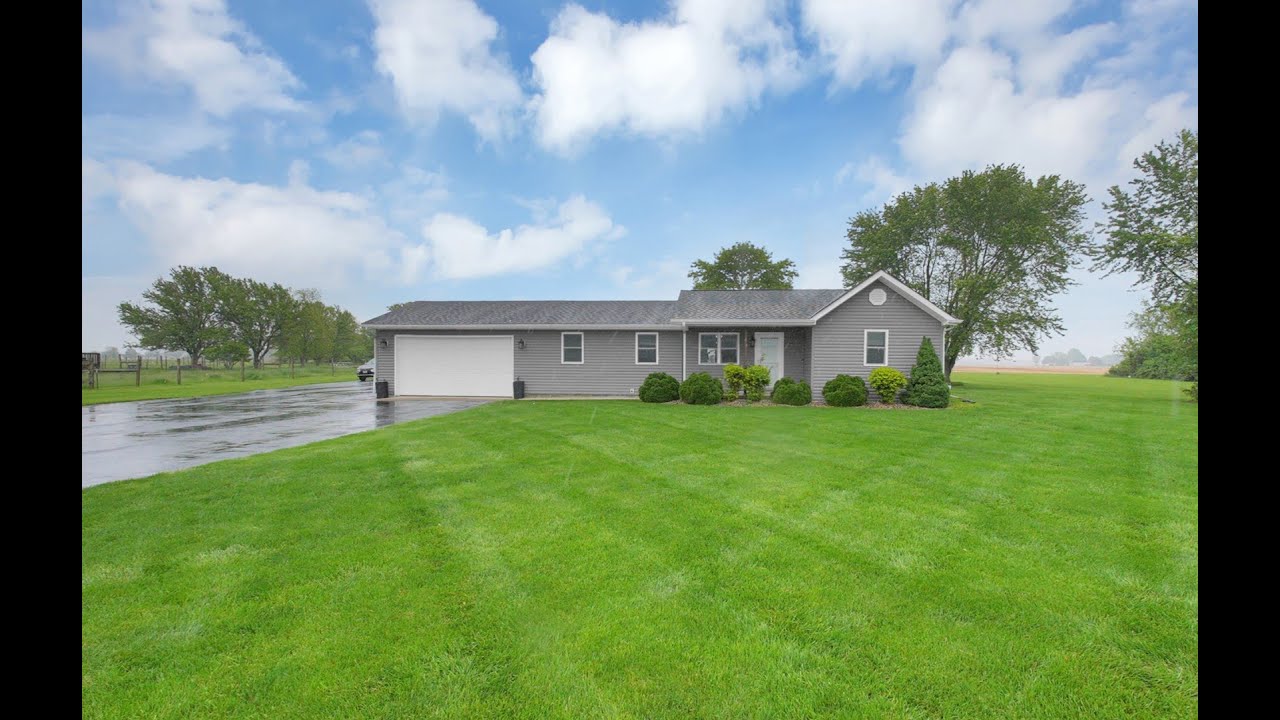 13306 Ashville Pike Ashville, OH | ColdwellBankerHomes.com