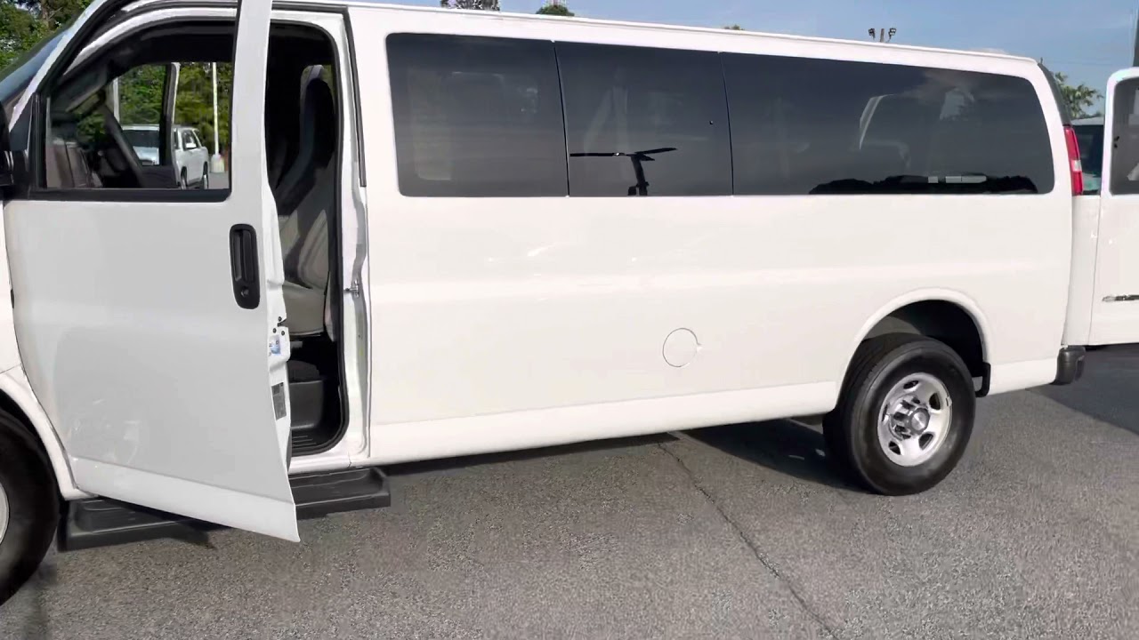 2020 Chevrolet Express 12 Passenger Van