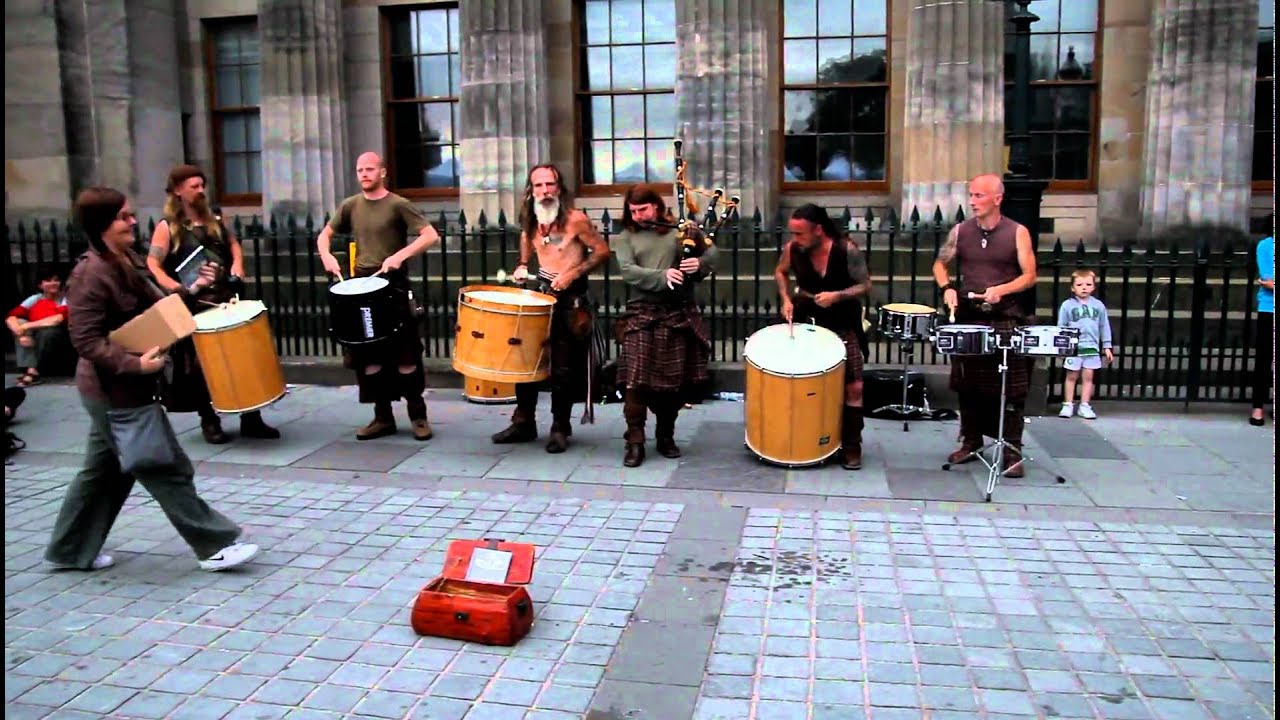 Edinburgh festival. Clanadonia live!