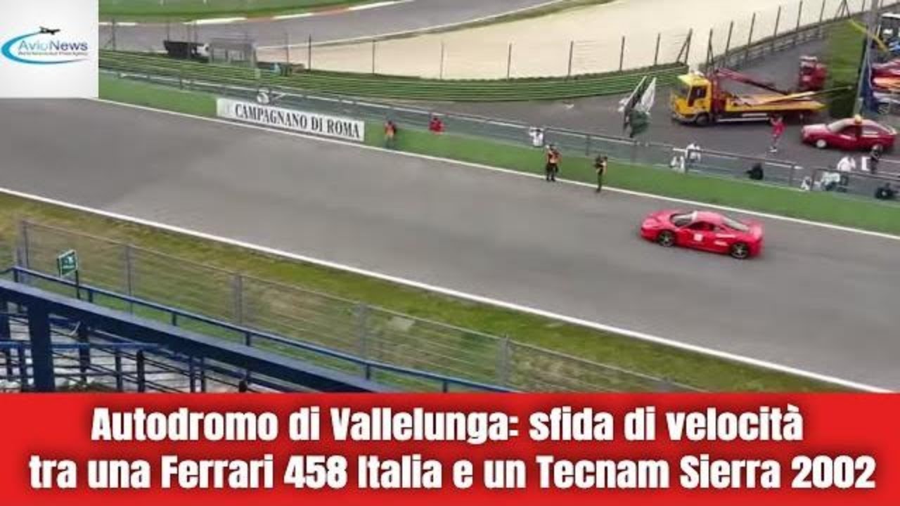 Autodromo di Vallelunga: sfida di velocità tra una Ferrari 458 Italia e un Tecnam Sierra 2002