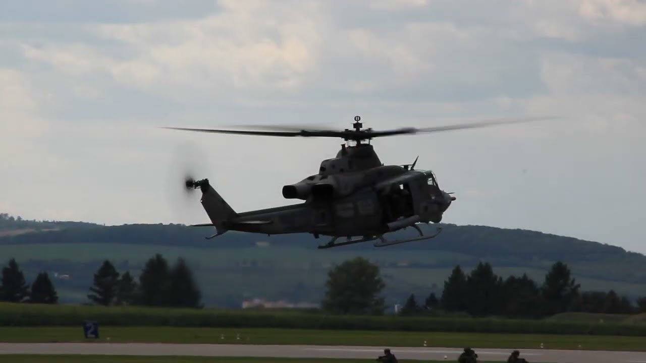 Bell UH-1Y Venom + AH-1Z Viper (DOD2025)