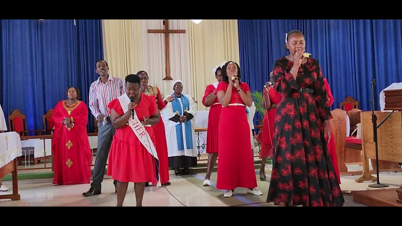 Worship session in kikuyu ✝️💯 #religion #bibleverse #FaithCommunity #familylove #worshipservice  