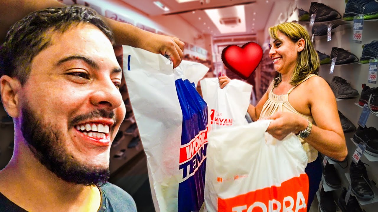 Enchi minha Mãe de PRESENTES e ela FICOU BRAVA!!😨 [ÚLTIMO VÍDEO JUNTOS]