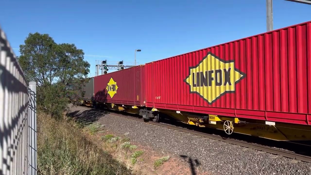 4GP5 Goods Train With Locos NR9 NR64 NR71