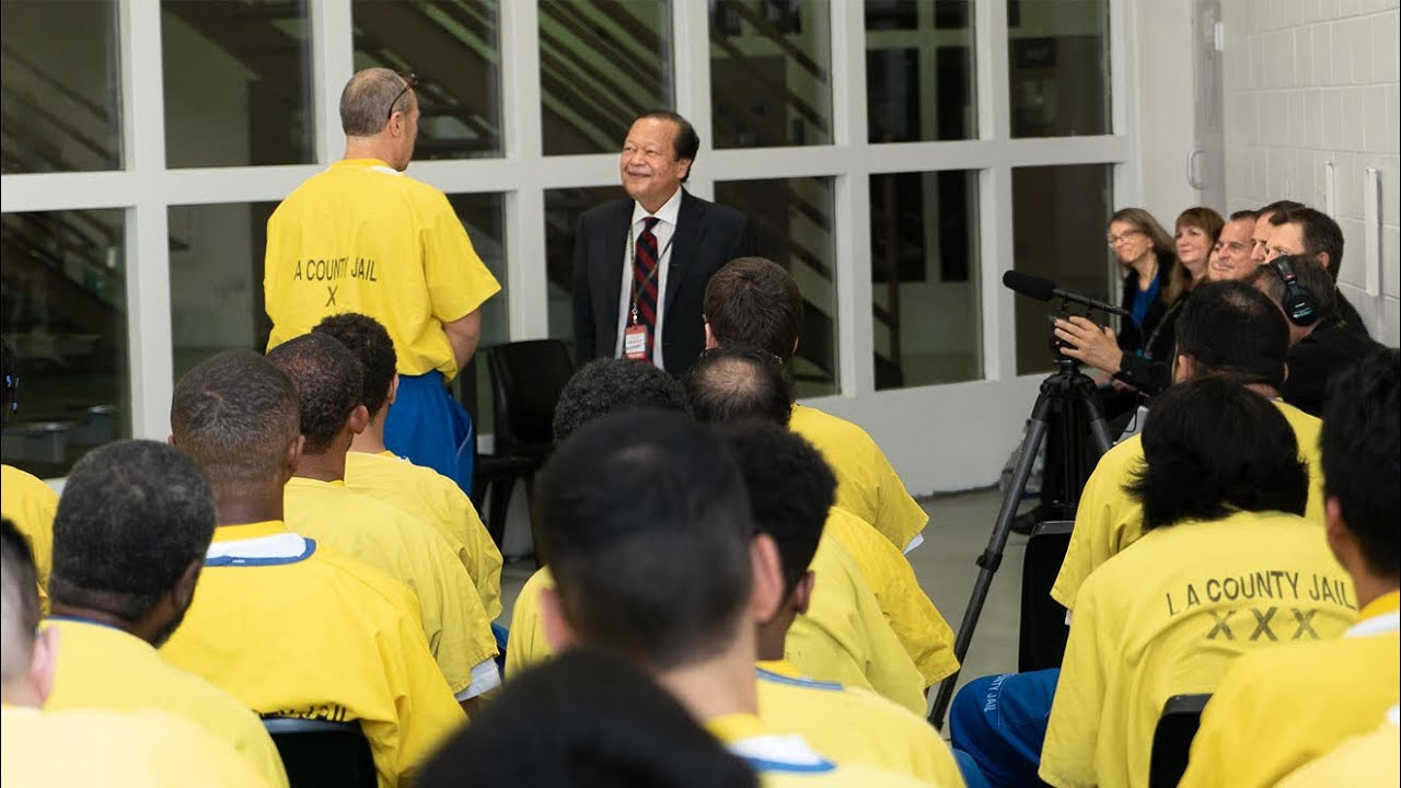 Freedom Within: Prem Rawat Speaks to Inmates at Twin Towers