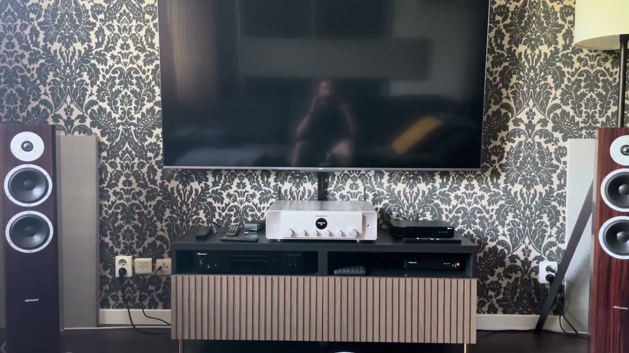 Marantz 40N, Dynaudio x34, Amazon Music HD, Mikr Oldfield
